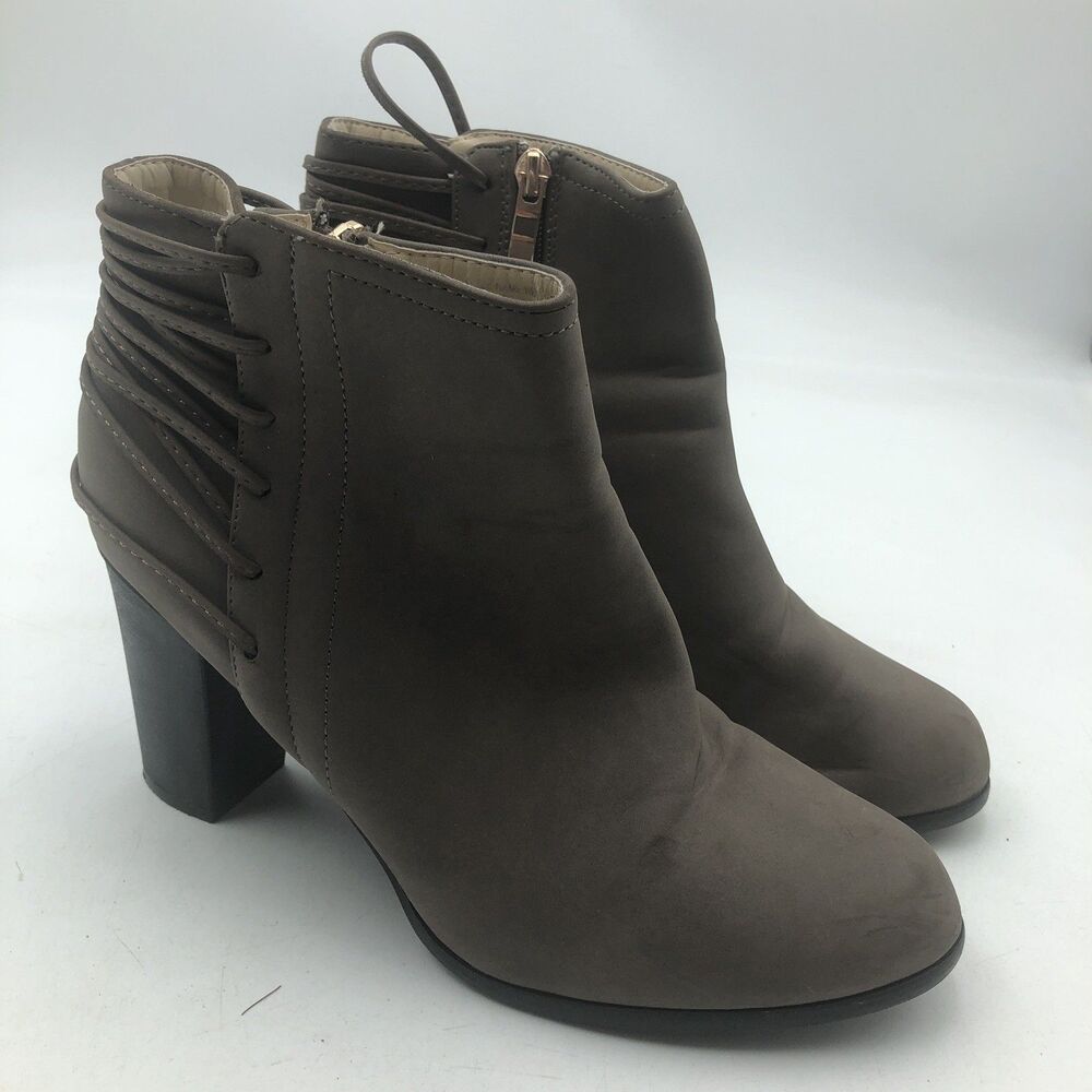 Women's Ankle Boots Heels Free Reign Size 9 Tan Suede Zip Up Gold Accents